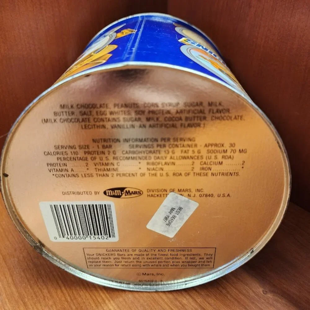 VINTAGE 1984 TIN CAN SNICKERS SNACK BARS MARS METAL